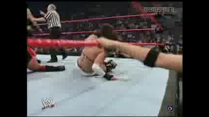 Wwe Raw - Trish Stratus & Mickie James Vs Victoria & Candice M