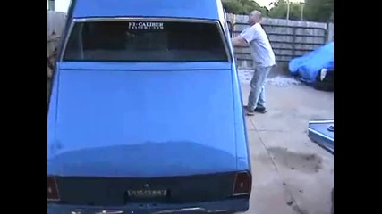 ...лудо... Баси колата:)