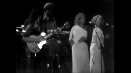 Bob Marley and the Wailers - Them Belly Full But We Hungry ( Oakland 30, 1979 )