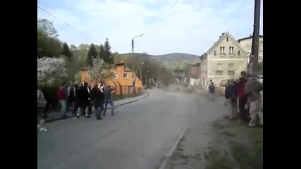 Този Не Го Слуша Главата