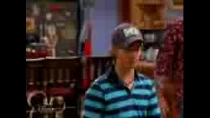 Hannah Montana s01 e13 - Youre So Vain, You Probably Think This Zit Is About You 