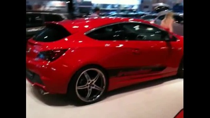 Essen Motorshow 2011_ Irmscher Opel Astra Gtc