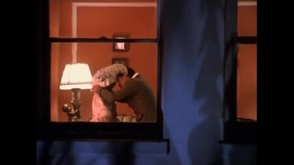 When I Come Around - Green Day (official Music Video)
