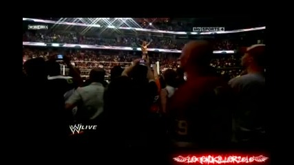 Randy Orton прави Rko на 5 човека