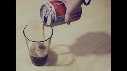 The Andrews Sisters - Rum and Coca Cola