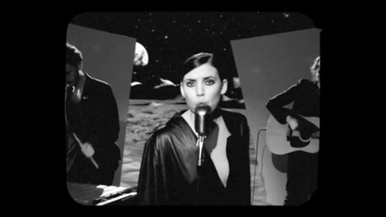 Lykke Li - 'sadness Is a Blessing' (live on the Moon)