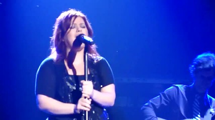 Kelly Clarkson Behind These Hazel Eyes Live Acoustic Version New Orleans December 2009 