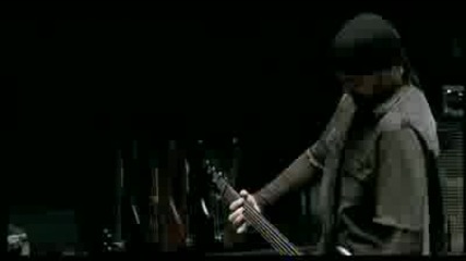 Godsmack - Straight Out Of Line