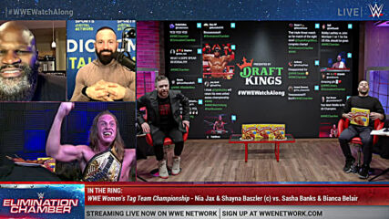 Riddle crushes celebration corn dogs with Mark Henry on WWE Watch Along