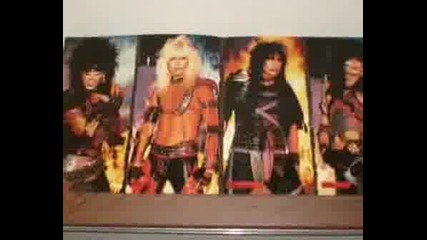 Motley Crue - White Trash Circus
