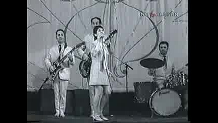 Лили Иванова - Песня о Ленинграде 