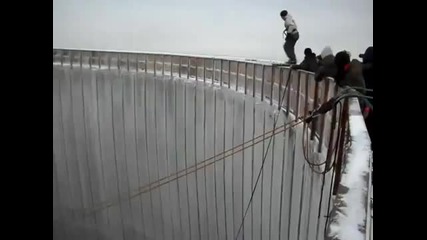 Руснаците отново в действие!