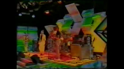 Skids - A Woman In Winter