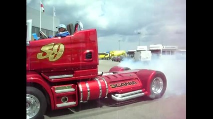 Страхотен звер !!! :) Scania R999 V8 "red Pearl" by Svempa