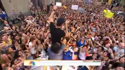 Enrique Iglesias Hero Live Today Show 2010.16th July 2010.