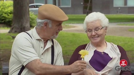 Смешна Скрита Камера - Grandpa Fight - Throwback Thursday