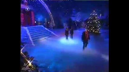 Коледна песен : David Hasselhoff - Silent Night 