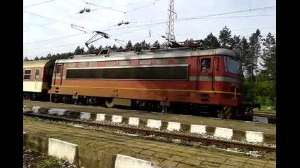 гара Вакарел