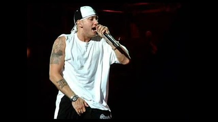 Akon Ft. Eminem Smack That