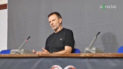 Стойчо нападна индиректно Любо Пенев