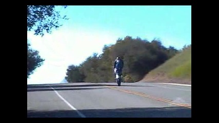 [stunt Moto] - Yamaha R1 Acrobazie