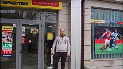 Букмейкър от Първомай прогнозира над 2,5 гола за Наполи - Ювентус
