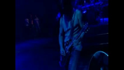 Disturbed- Fade To Black (Metallica Cover, Live).