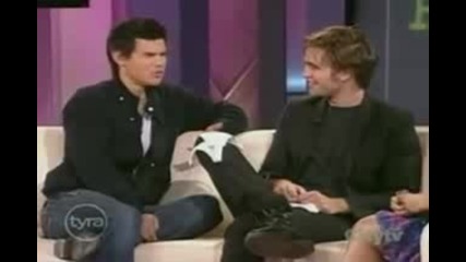 Taylor Lautner - Right Round
