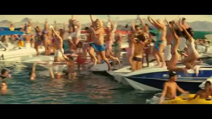 Piranha 3 D - Official Trailer 2010 