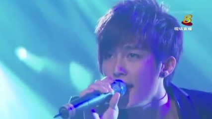 Fahrenheit-super Hot and Distressed-live