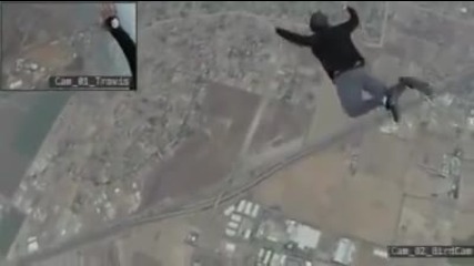 Невъзможен скок без парашут и приземяване на батут в хангар