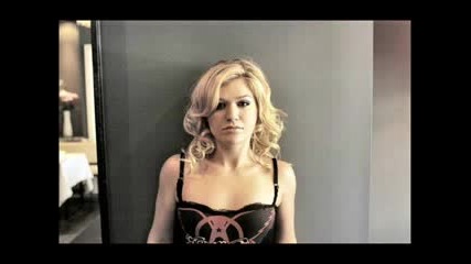 Kelly Clarkson - Addicted 