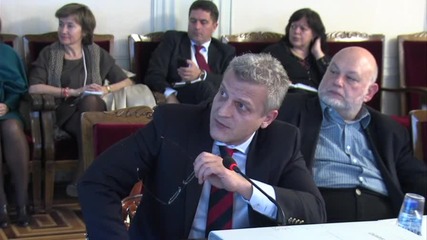 Москов: Болниците да не са търговски дружества