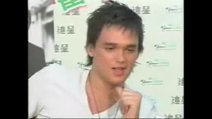 Gareth Gates - Listen To My Heart