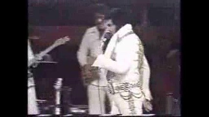Elvis Presley - Hound Dog 1977