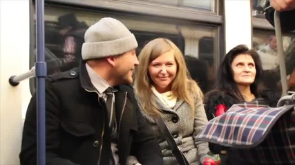 Невероятно предложение за брак в метрото София! Flash Mob