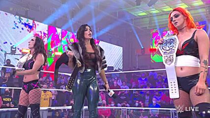 Yulisa Leon & Valentina Feroz vs. Gigi Dolin & Jacy Jayne: WWE NXT, Dec. 7, 2021