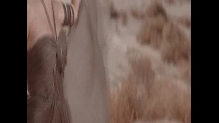 Selena Gomez & The Scene - Un Ano Sin Lluvia (spanish Version) , hq 