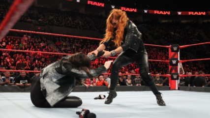 Becky Lynch attacks Stephanie McMahon: Raw, Feb. 4, 2019