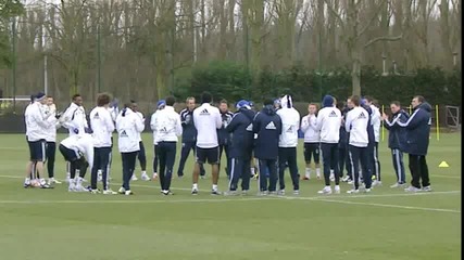 Фернандо Торес и Давид Луис на първа тренировка с Челси