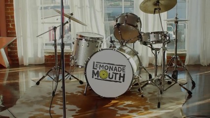 Bridgit Mendler - Somebody (from Lemonade Mounth)