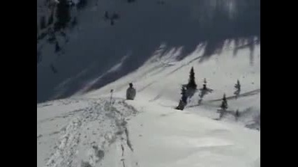 Troino Zadno Salto sus Snowboard