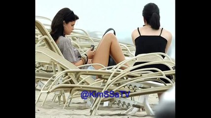 Selena Gomez in Palm Beach, Florida(july-27,-2011)