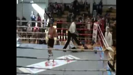 Нокаут за 5 секунди