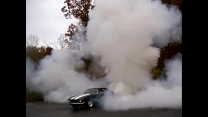 68 Camaro Burnout
