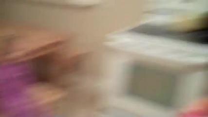 !!!откачени американци !!!squishing Baby Heads!
