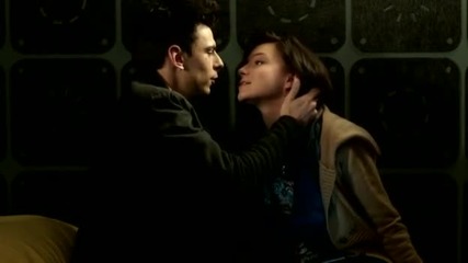 Revolution.z.s02e04.web-dl.xvid-