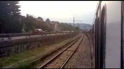 Разминаване на влакове на излизане от гара Белово