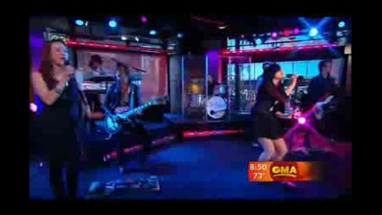 Demi Lovato - Here We Go Again - Live In Good Morning America ( Високо Качество )
