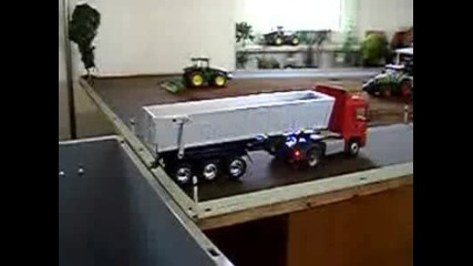 играчки камион